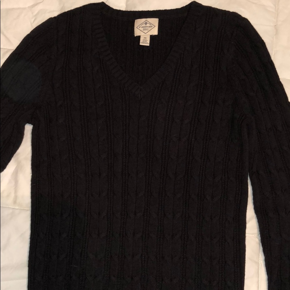 Small women’s black knitted sweater